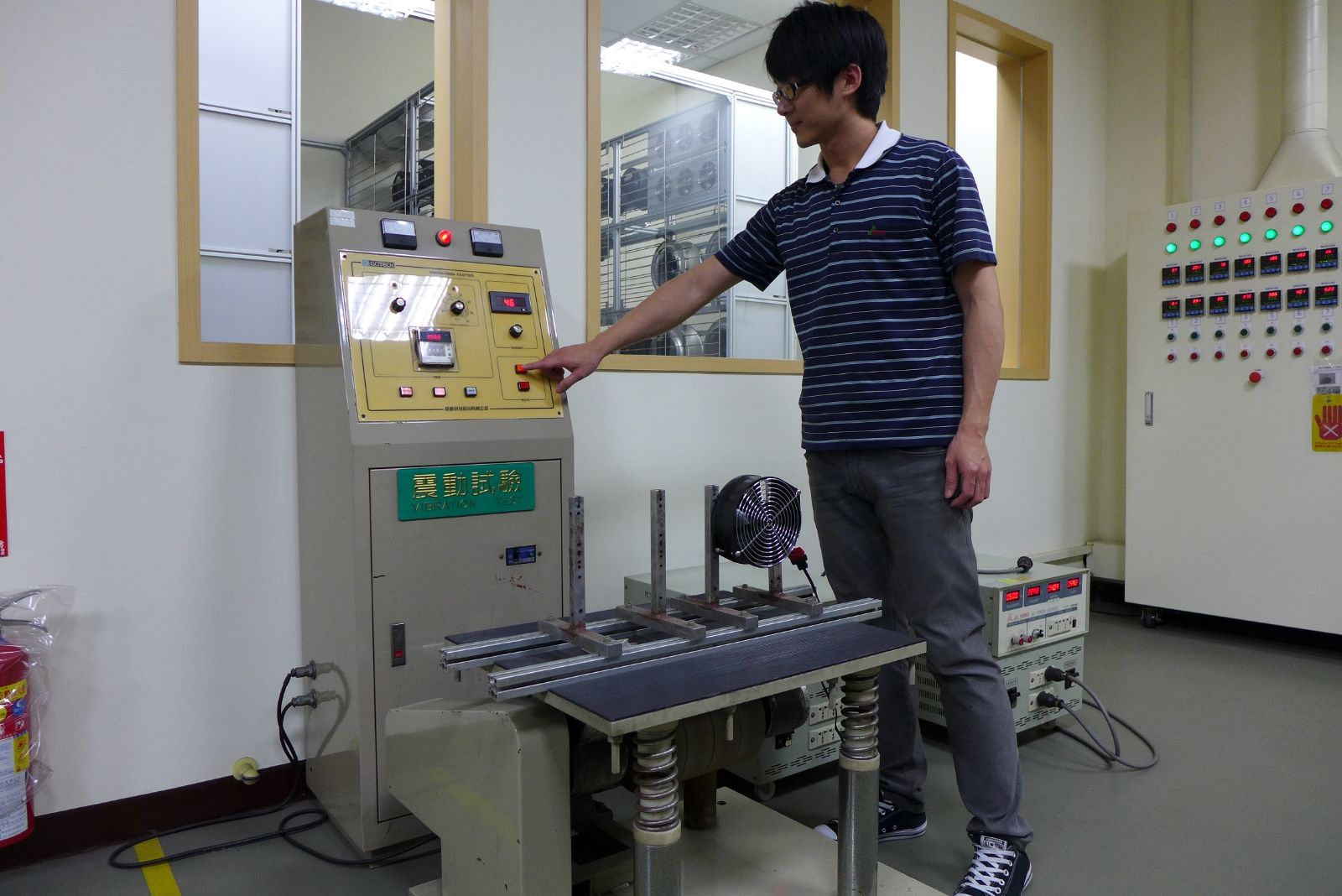 交流散热风扇 耐损度测试